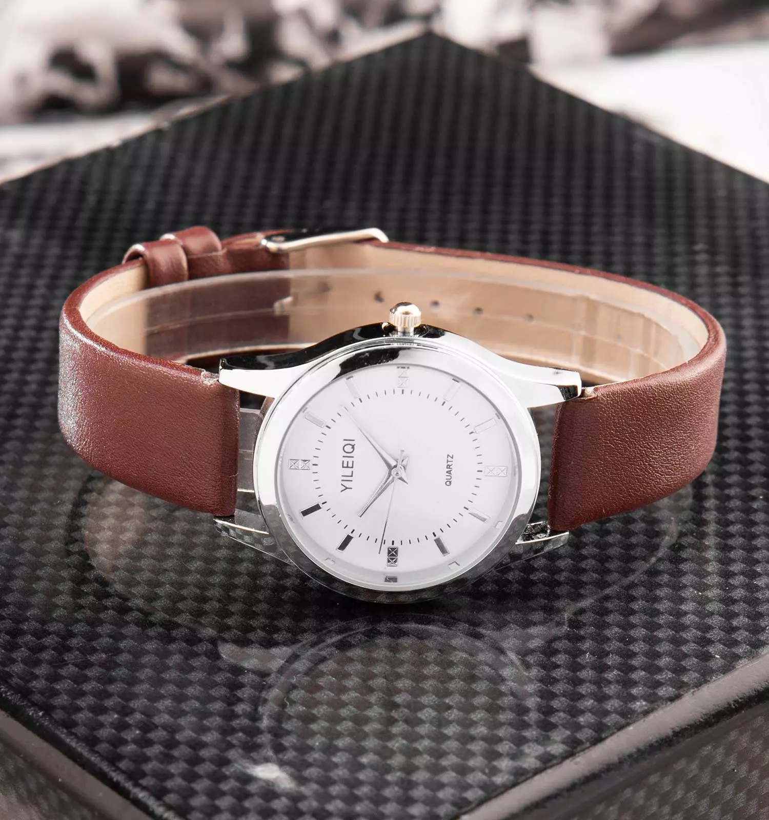 Men wrist watch chizitobekhar 17 ساعت مچی عقربه ای مردانه | چزیتوبخر